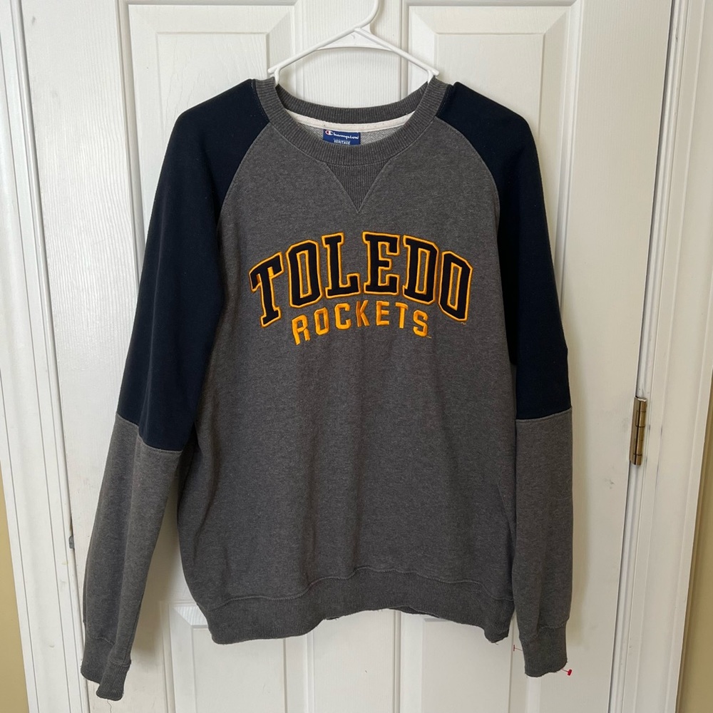 Champions Toledo Rockets Sweatshirt, L